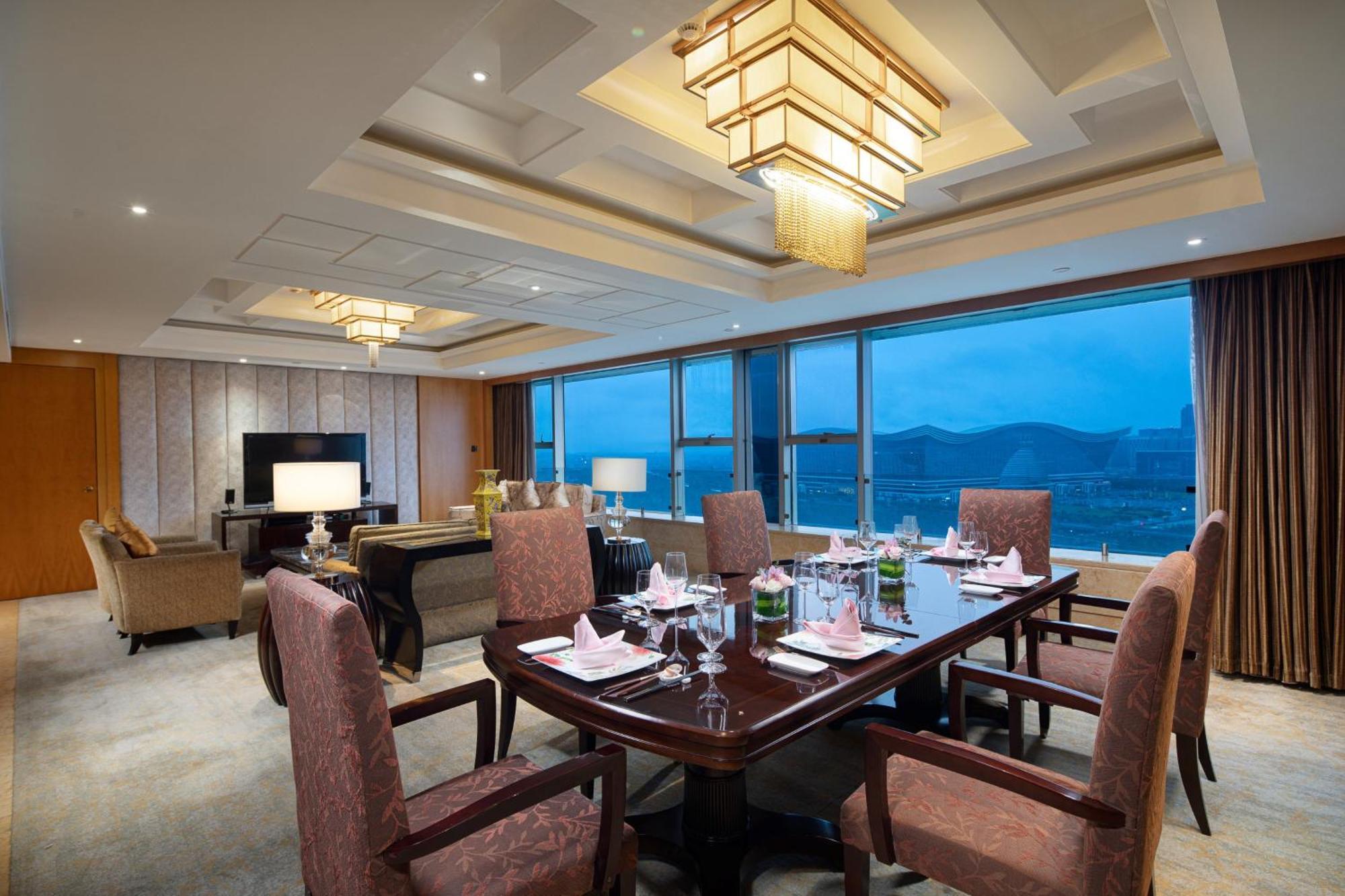 Intercontinental Century City Чънду Екстериор снимка