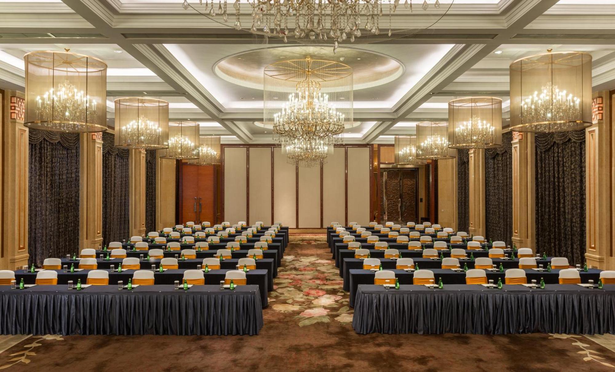 Intercontinental Century City Чънду Екстериор снимка